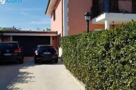 Alojamento de Acomodação e Pequeno-almoço Capirro Con Piscina *