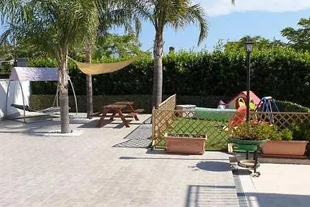 Alojamento de Acomodação e Pequeno-almoço Capirro Con Piscina *