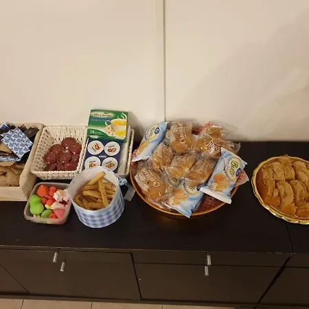 Alojamento de Acomodação e Pequeno-almoço Capirro Con Piscina Trani